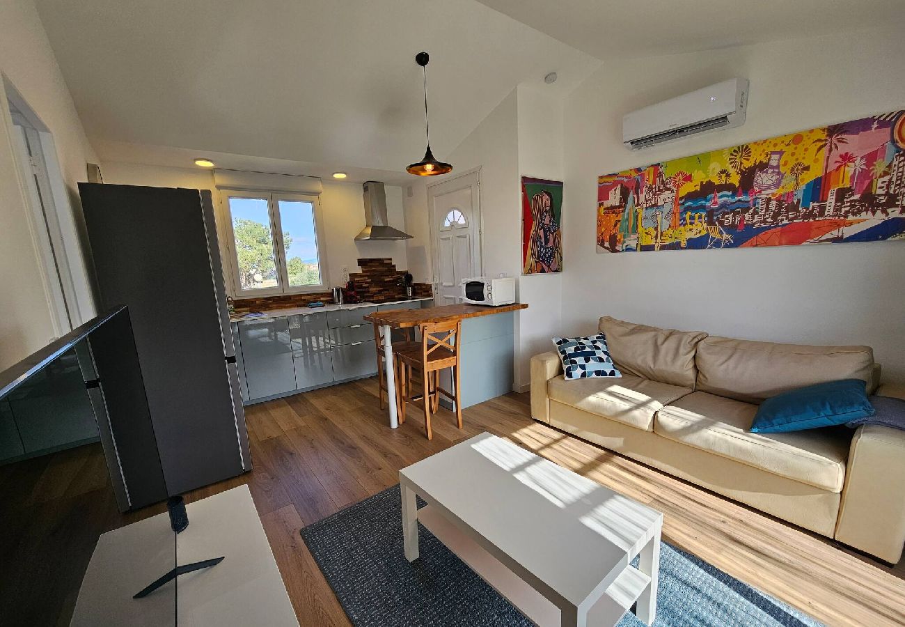 Apartment in Hyères - Les Photinias COM