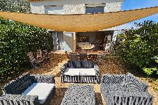 House in Hyères - Villa Hamac -Climatisée - 80m de la mer - Jardin