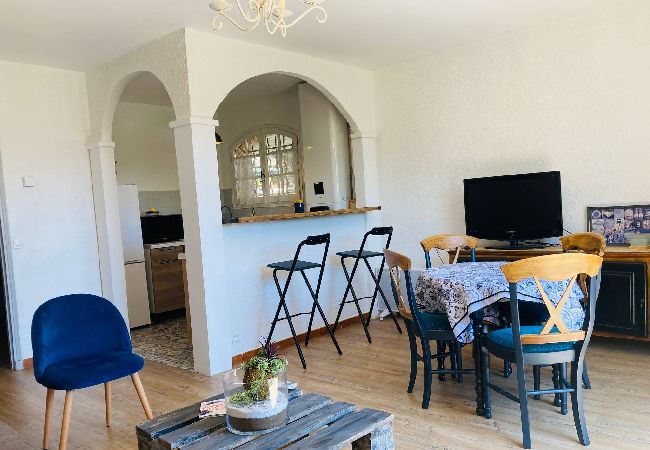 Apartment in Carqueiranne - Les vieux cyprès COM