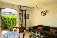 Apartment in Carqueiranne - Les vieux cyprès COM