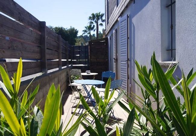 Apartment in Hyères - T2 Madrague