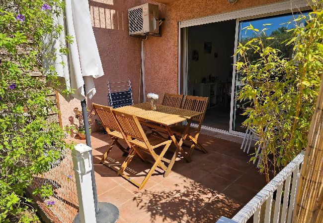 Apartment in Hyères - Studio Chantal