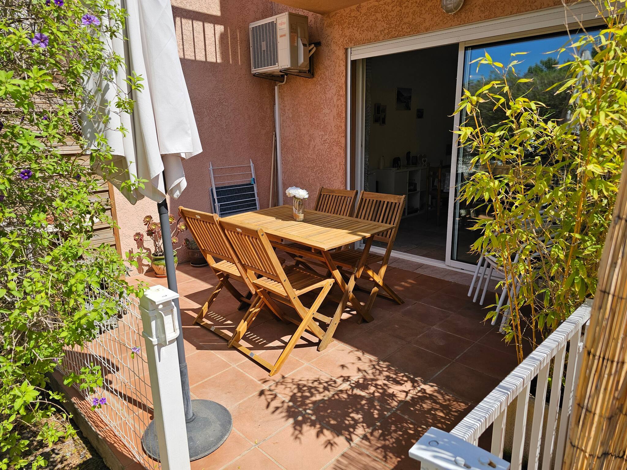  in Hyères - Holiday Break – A/C – 500m from the Beach – Terrace