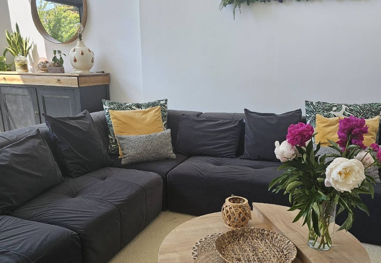 Villa in Hyères - White diamond of the peninsula pool