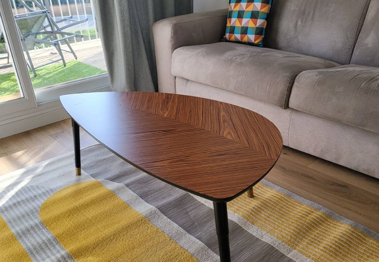 Apartment in Hyères - -