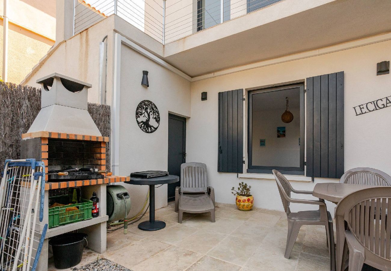 Apartment in Hyères - Le Cigalet Plage La Capte Jardin Presqu'île Giens 