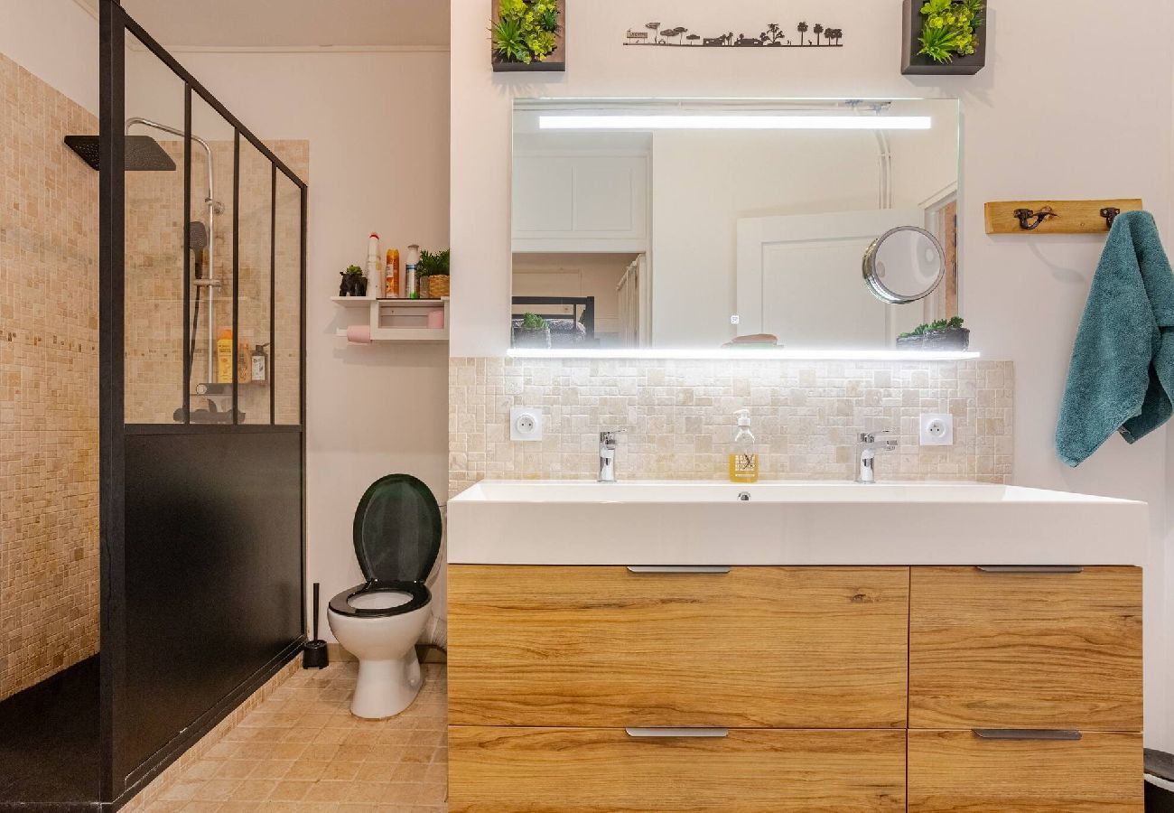 Apartment in Hyères - Le Cigalet Plage La Capte Jardin Presqu'île Giens 