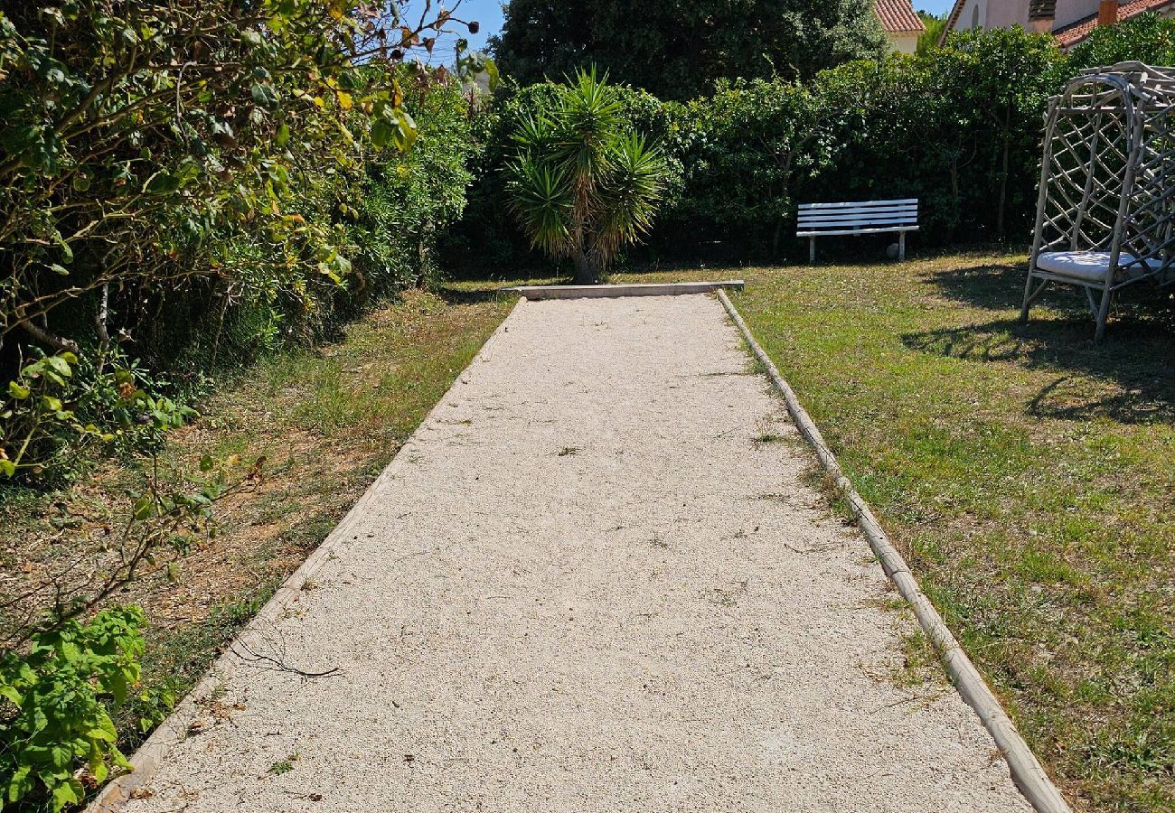 House in Hyères - Villa Hamac climatisée à 80m de la mer Beach House 