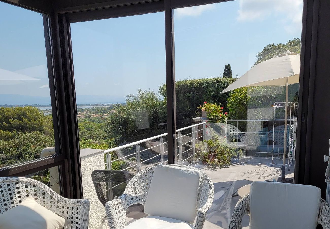 House in Hyères - Villa climatisée Presqu'île de Giens 300m mer 