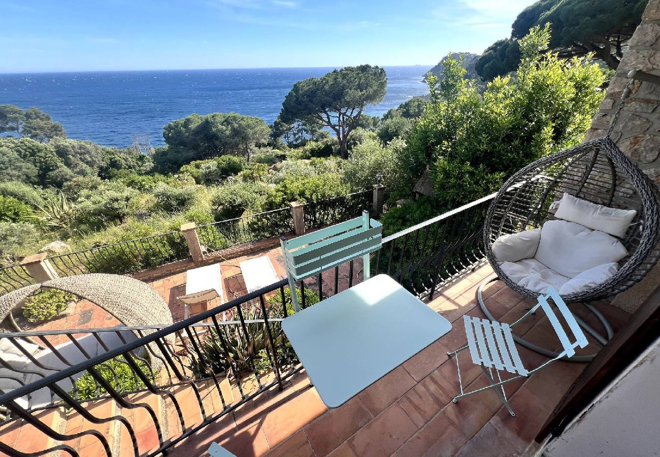 House in Hyères - Renovated Waterfront Paradise, Giens Peninsula A/C