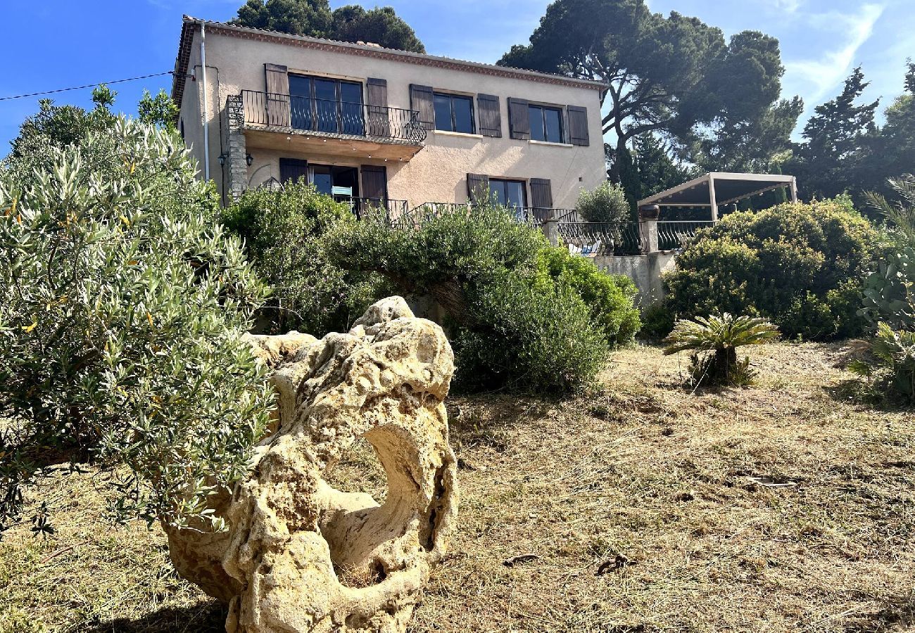 House in Hyères - Renovated Waterfront Paradise, Giens Peninsula A/C