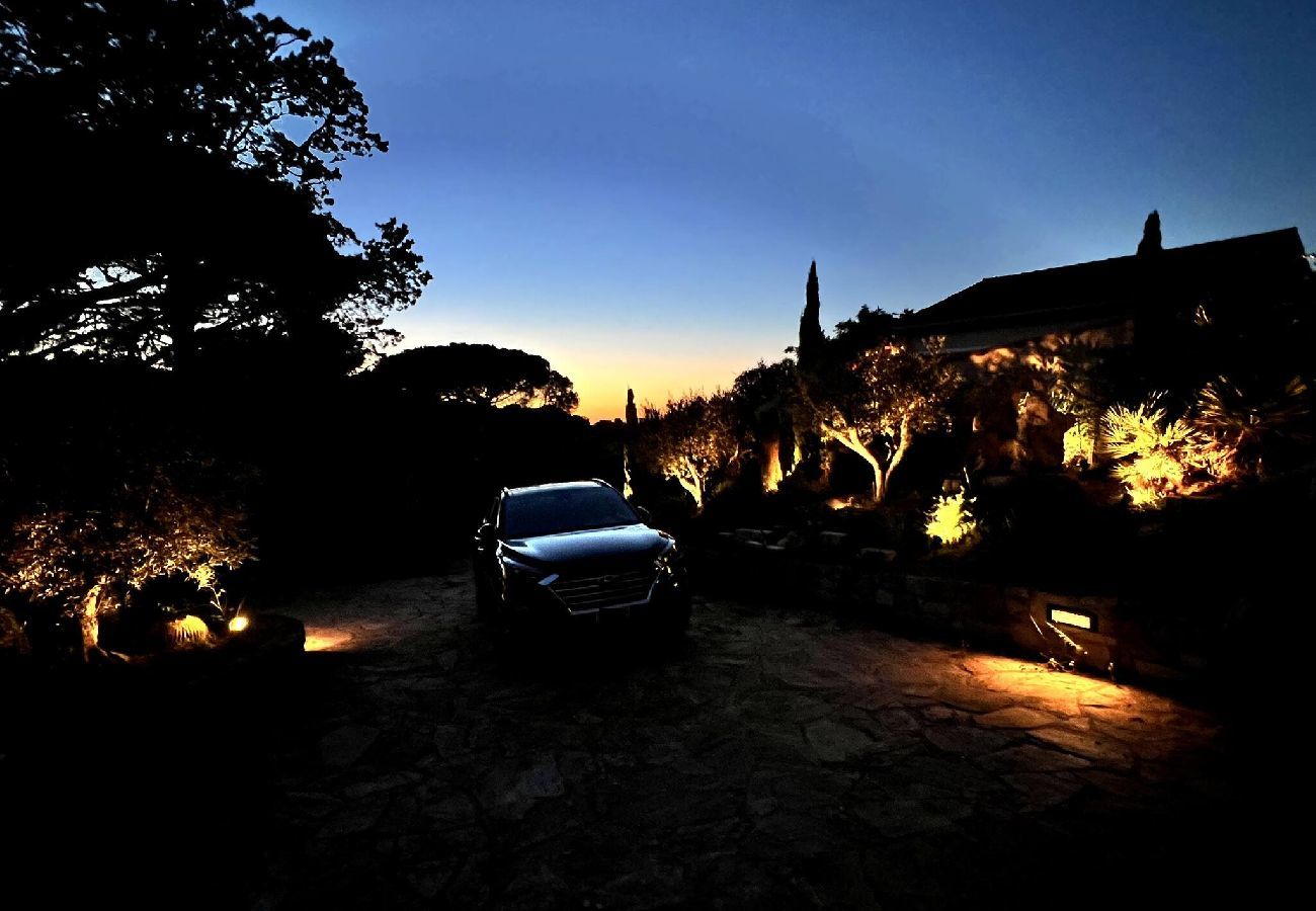 House in Hyères - Renovated Waterfront Paradise, Giens Peninsula A/C