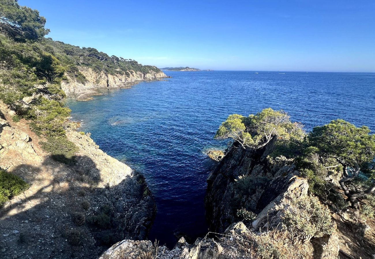 House in Hyères - Renovated Waterfront Paradise, Giens Peninsula A/C