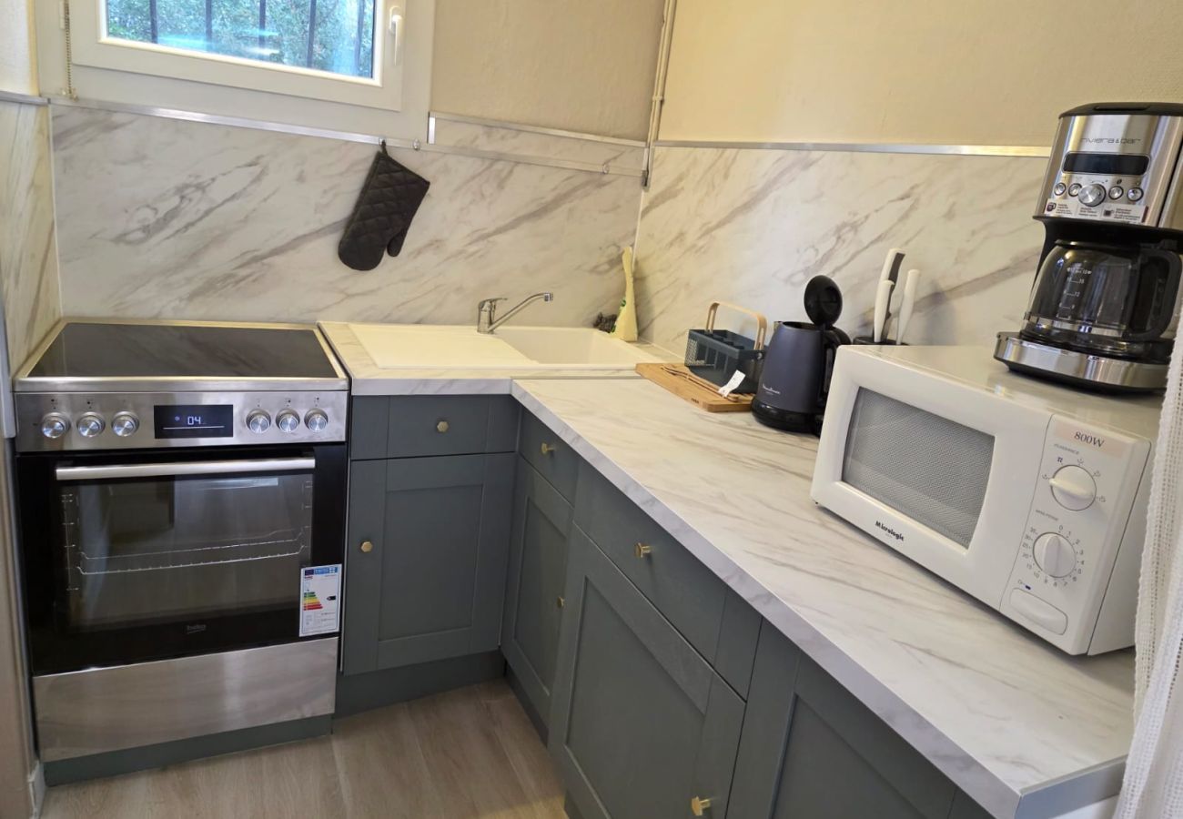 House in Hyères - Renovated Waterfront Paradise, Giens Peninsula A/C