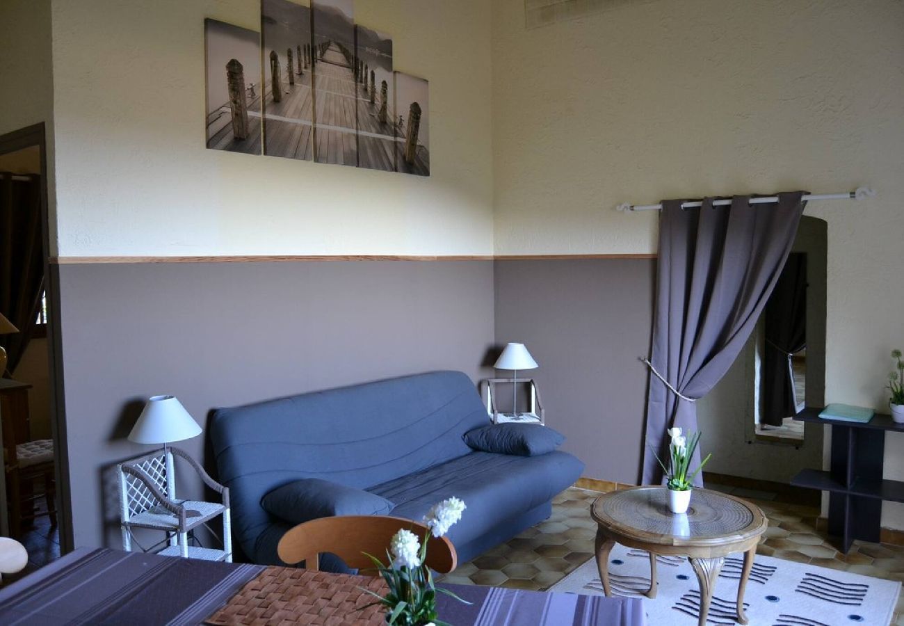 Apartment in Hyères - Sea View Apartment Balcony & Shared Pool A/C