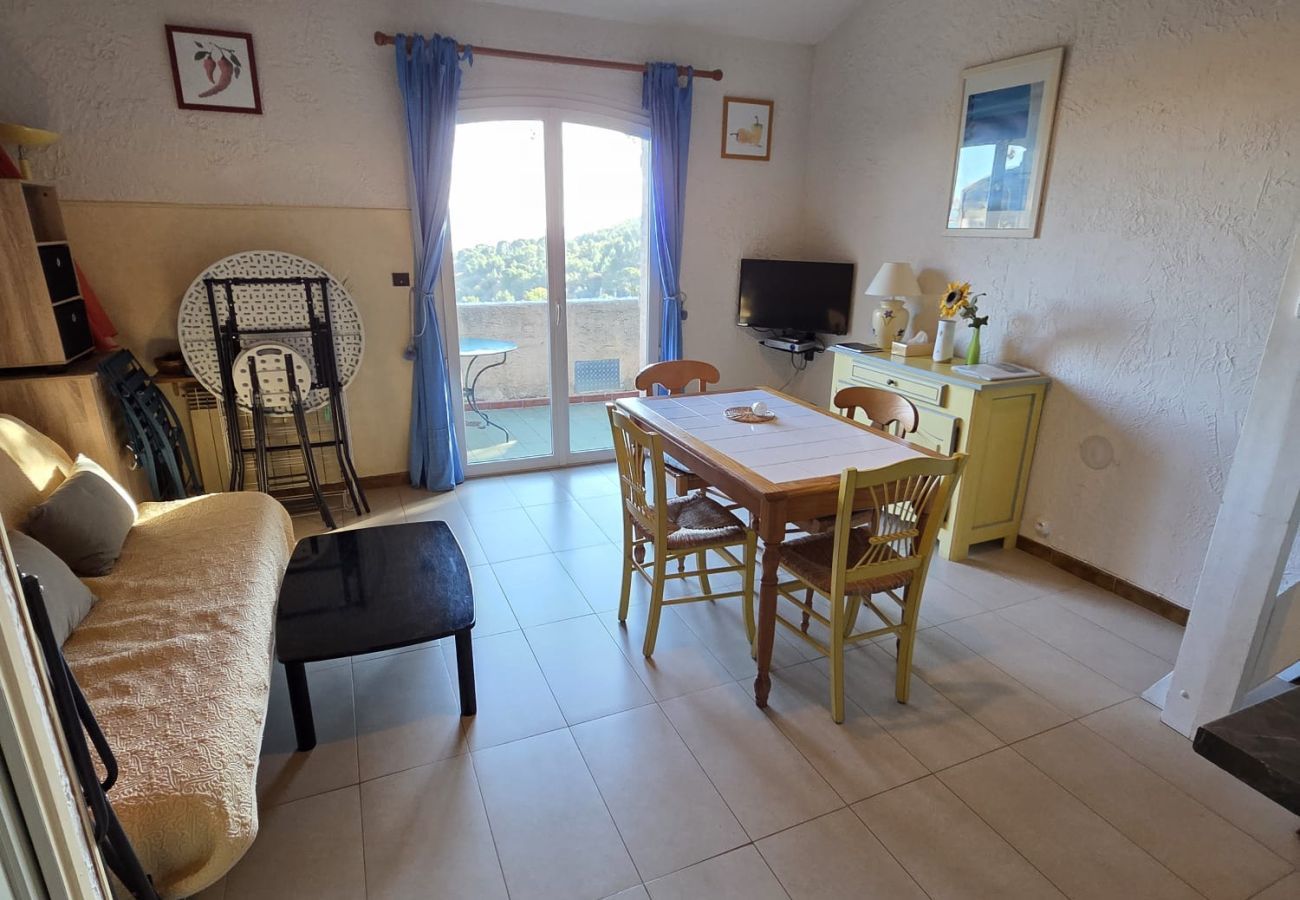 Studio in Hyères - Peaceful Getaway Hyères Costebelle Sea View AC