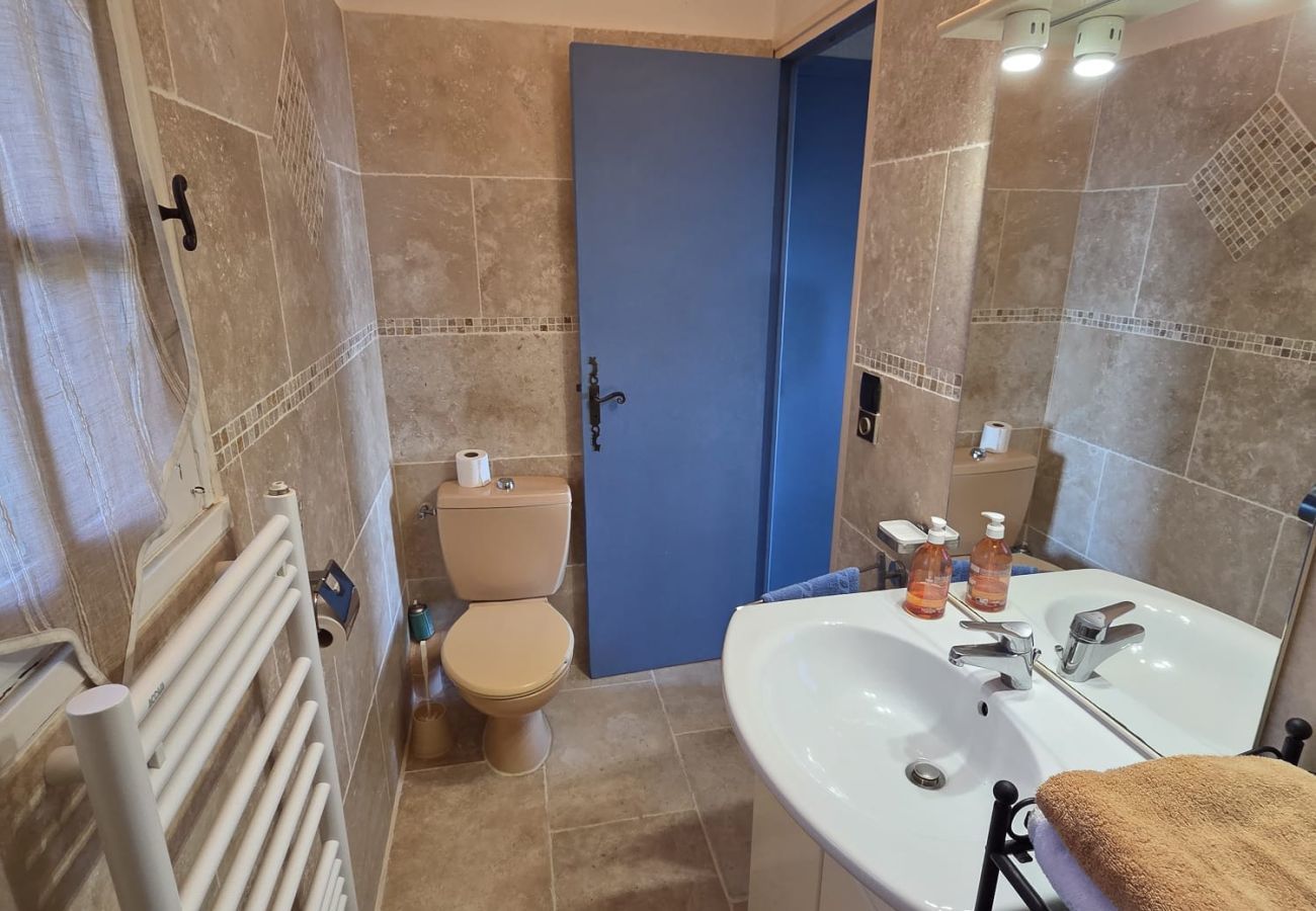 Studio in Hyères - Peaceful Getaway Hyères Costebelle Sea View AC