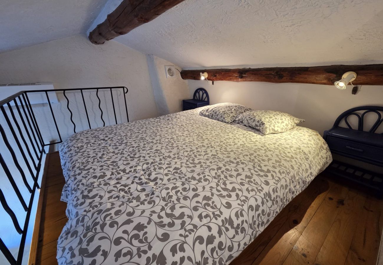 Studio in Hyères - Peaceful Getaway Hyères Costebelle Sea View AC