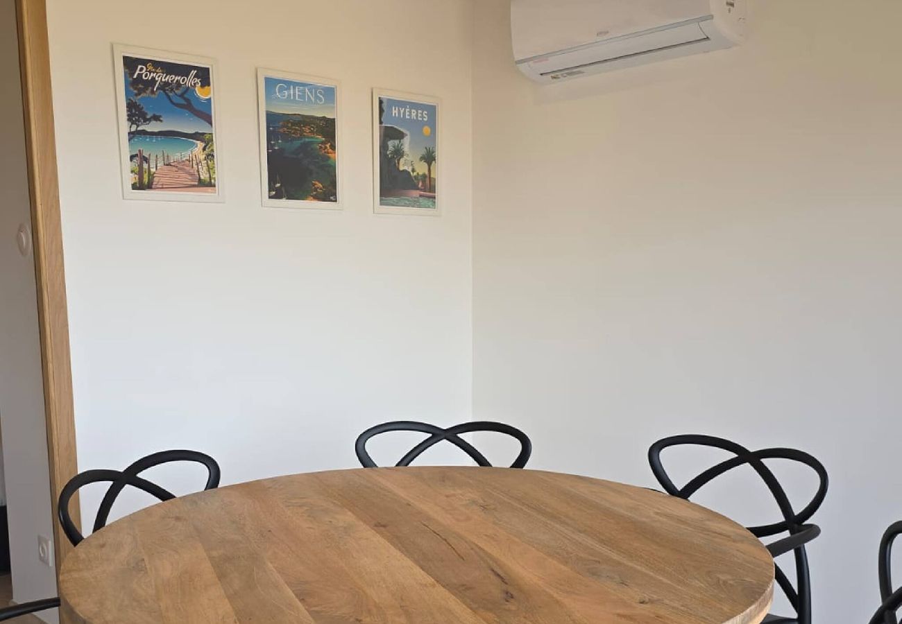 House in Hyères - L'Échappée Bleue – Cabanon vue mer 