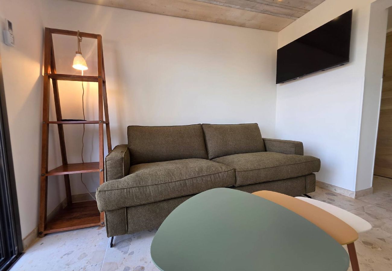 House in Hyères - L'Échappée Bleue – Cabanon vue mer 