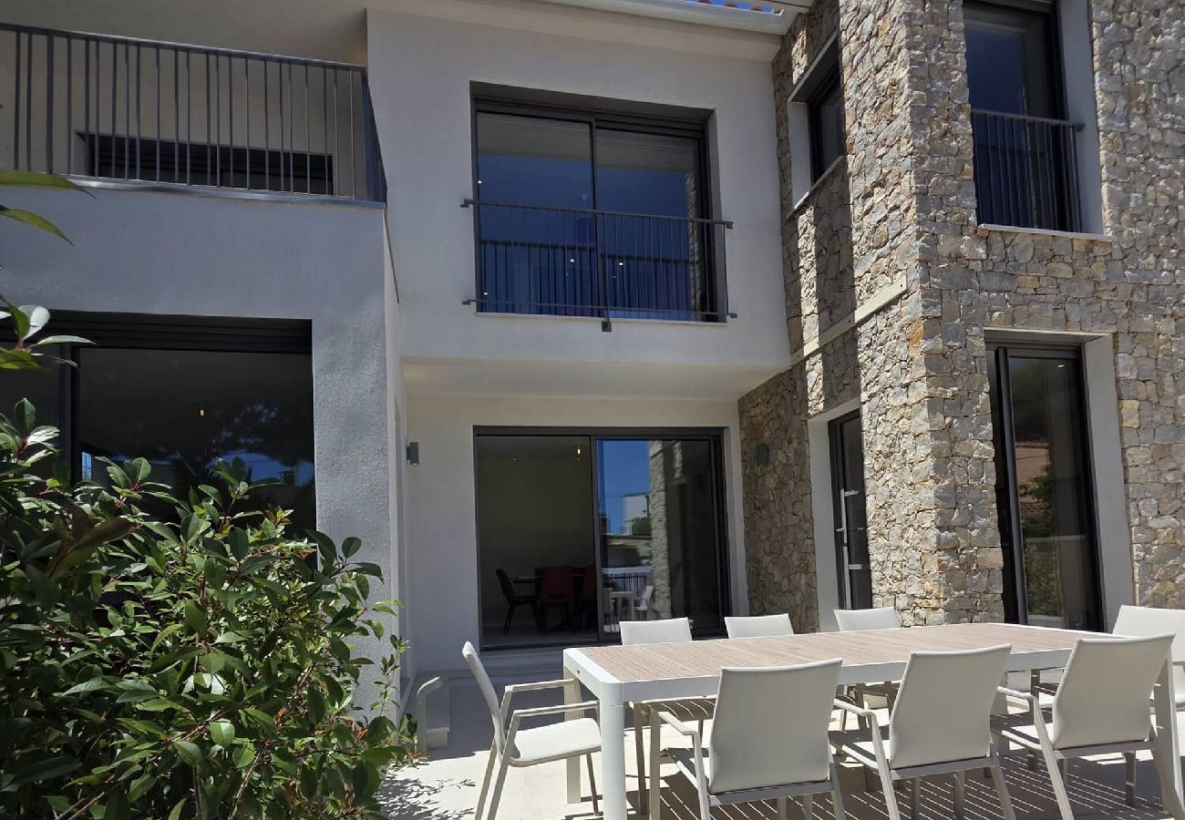 House in Hyères - Élégante villa neuve à deux pas de la plage - Clim 