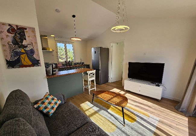 Appartement à Hyères - Les Lilas COM