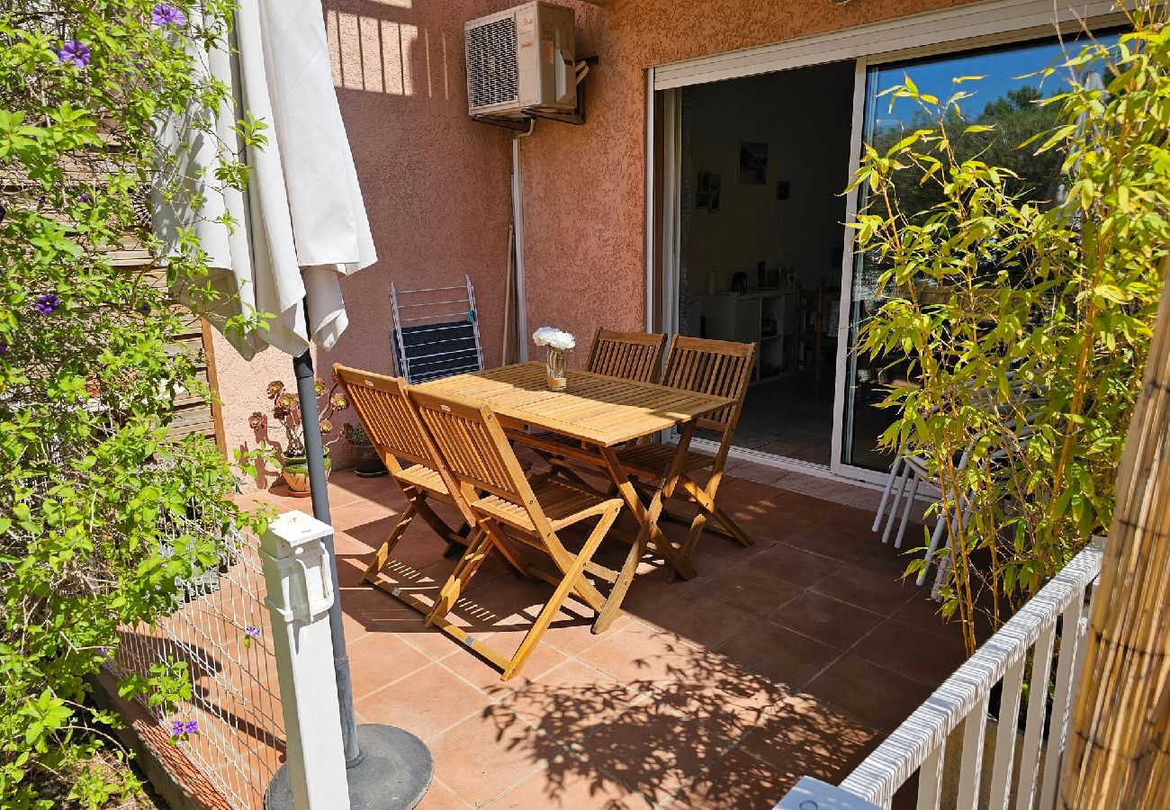 Appartement à Hyères - Studio Chantal