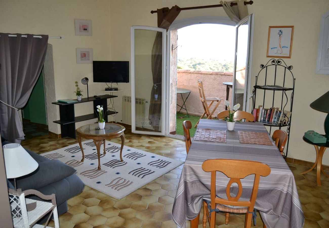 Appartement à Hyères - T2 50m² Costebelle chez Luc