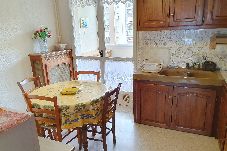 Appartement à Hyères - Proche Gare - Clim - Familles - Spacieux