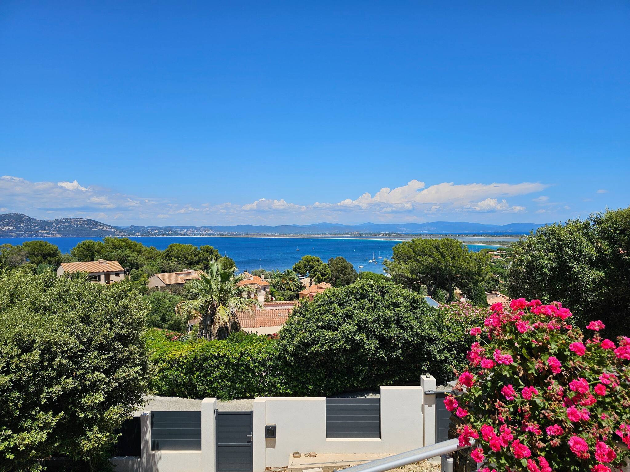  à Hyères - Villa climatisée Presqu'île de Giens 300m mer 