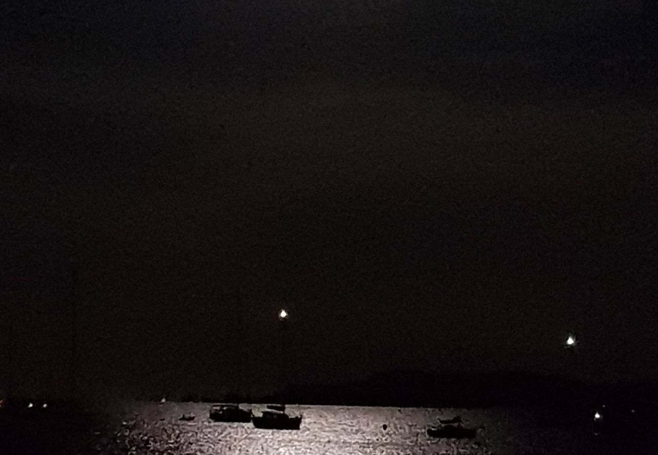 Villa à Hyères - Le diamant blanc de la presqu'île de Giens piscine 