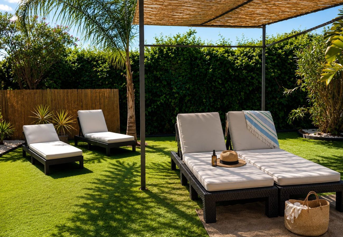 Villa à Hyères - Le diamant blanc - Villa Presqu'île de  Giens | Piscine, jacuzzi & activités en plein air