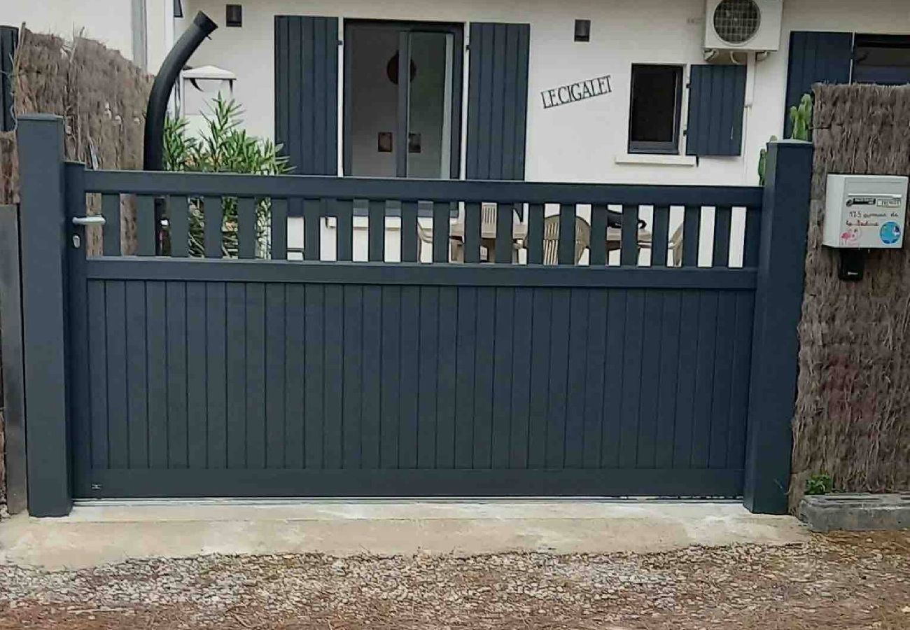 Appartement à Hyères - Le Cigalet Plage La Capte Jardin Presqu'île Giens 