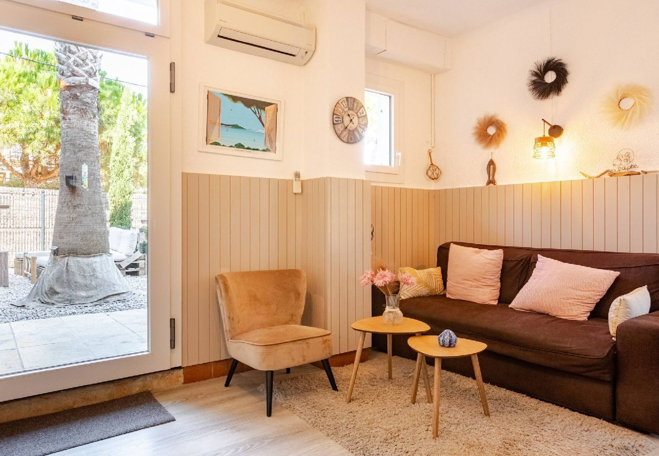 Appartement à Hyères - Le Cigalet Plage La Capte Jardin Presqu'île Giens 