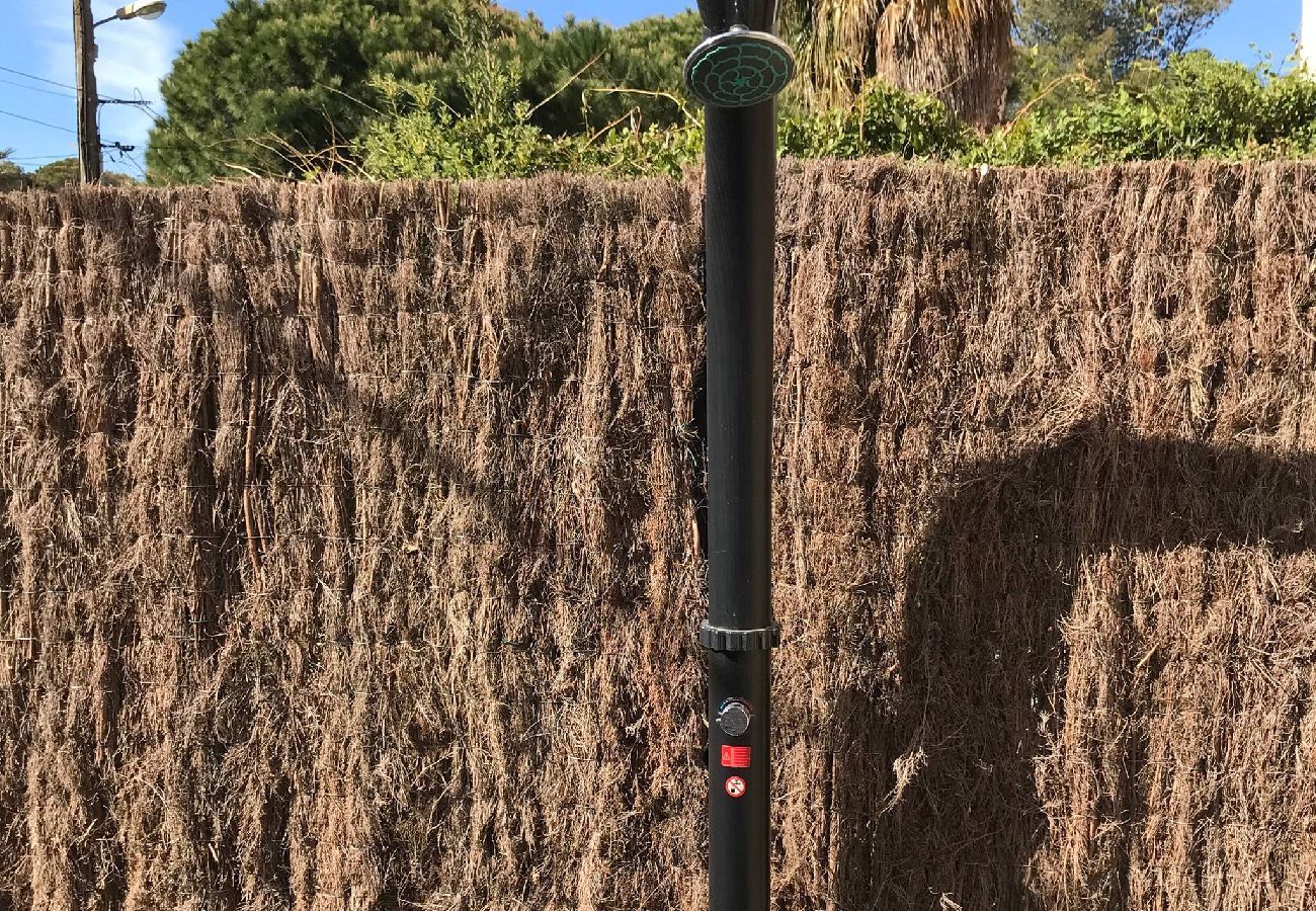 Appartement à Hyères - Le Cigalet Plage La Capte Jardin Presqu'île Giens 