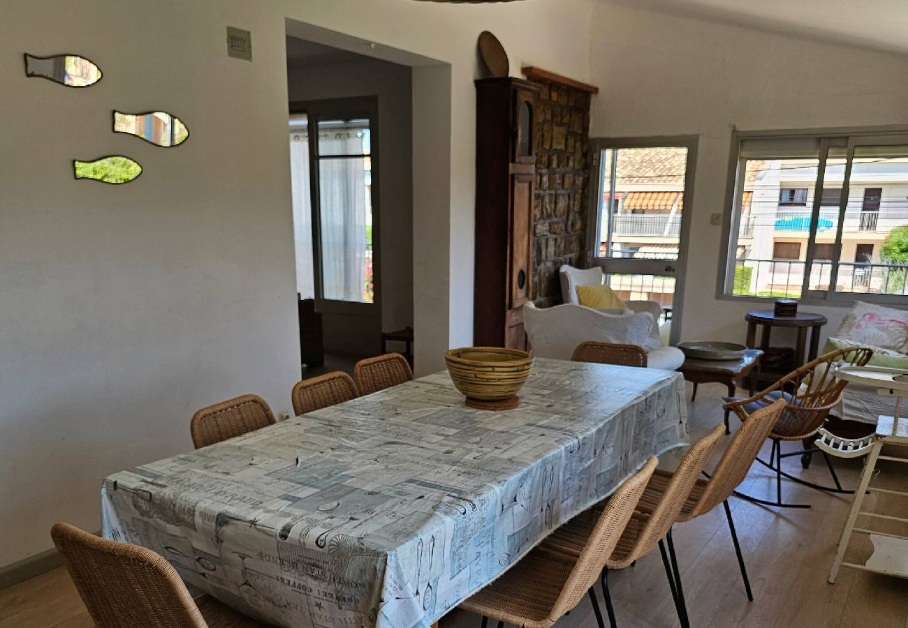 Maison à Hyères - Villa Hamac climatisée à 80m de la mer Beach House 