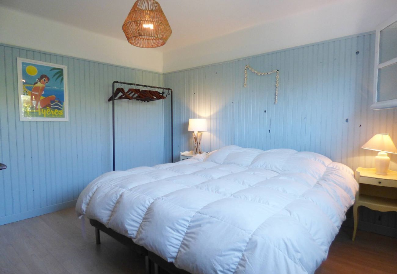 Maison à Hyères - Villa Hamac climatisée à 80m de la mer Beach House 