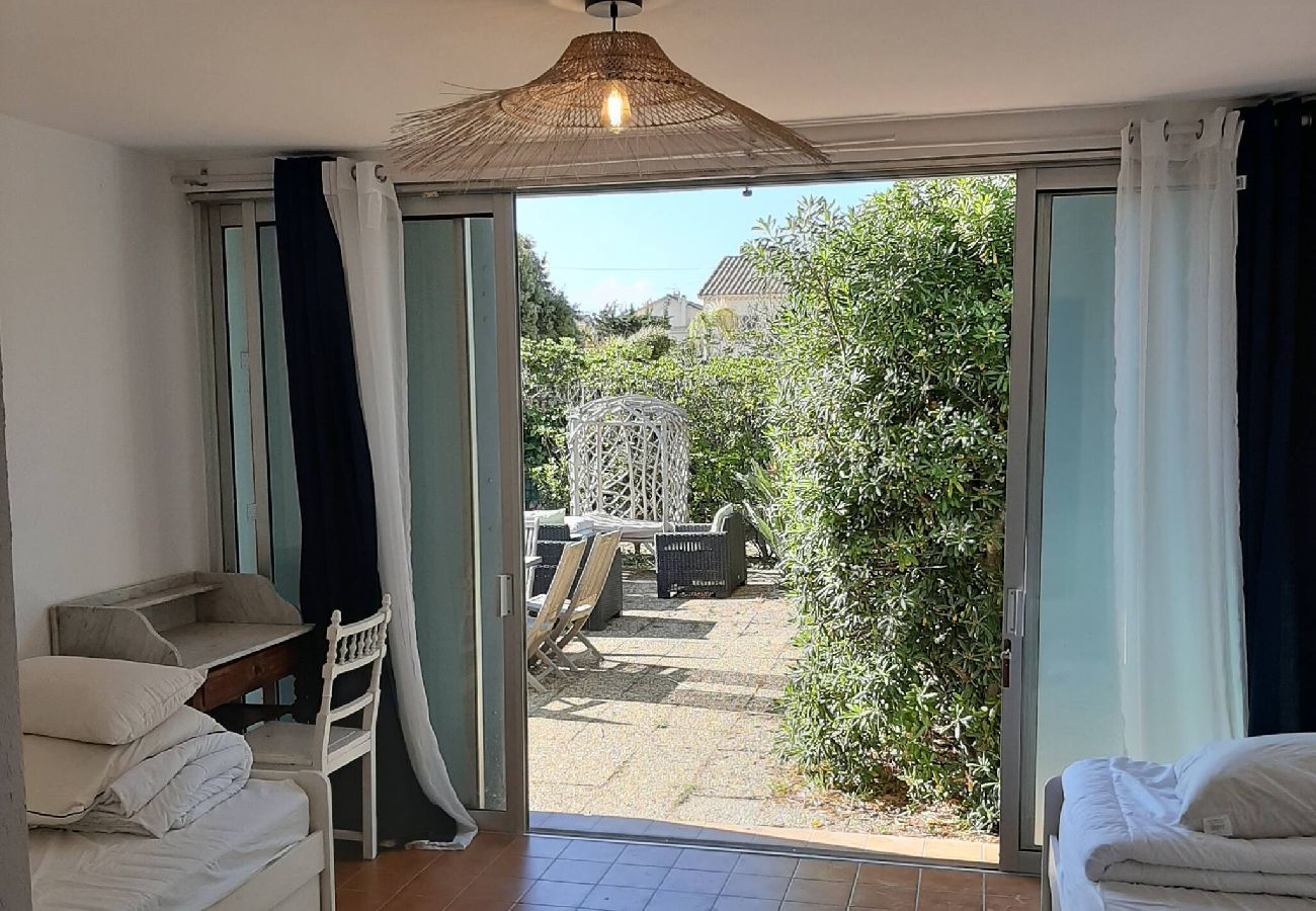 Maison à Hyères - Villa Hamac climatisée à 80m de la mer Beach House 