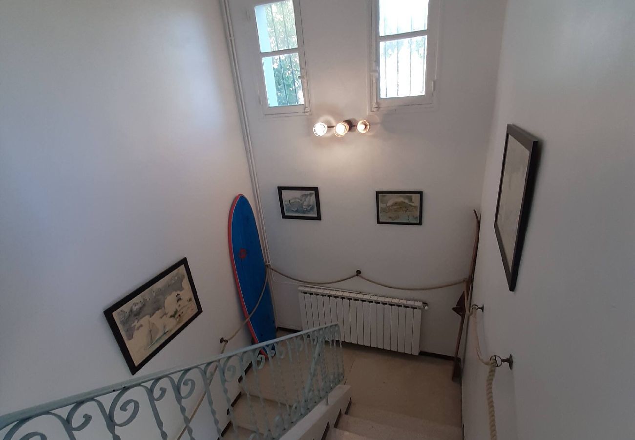 Maison à Hyères - Villa Hamac climatisée à 80m de la mer Beach House 