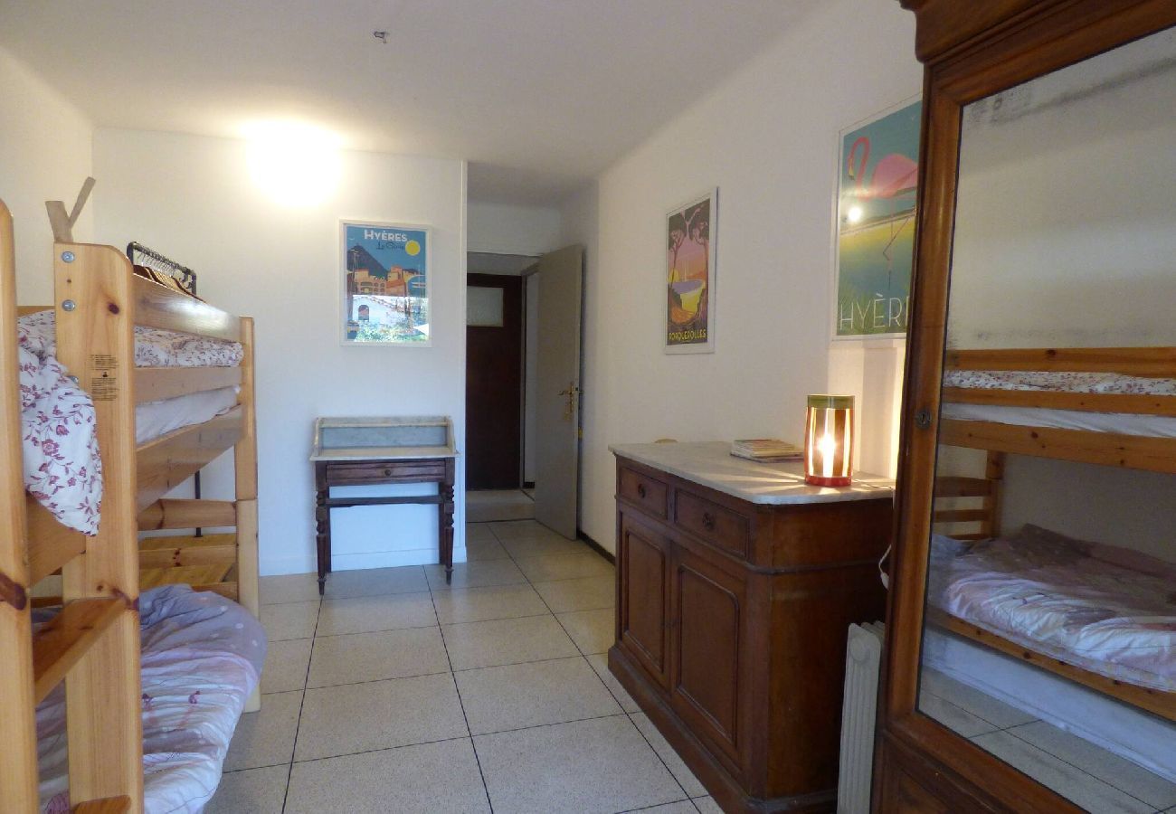 Maison à Hyères - Villa Hamac climatisée à 80m de la mer Beach House 