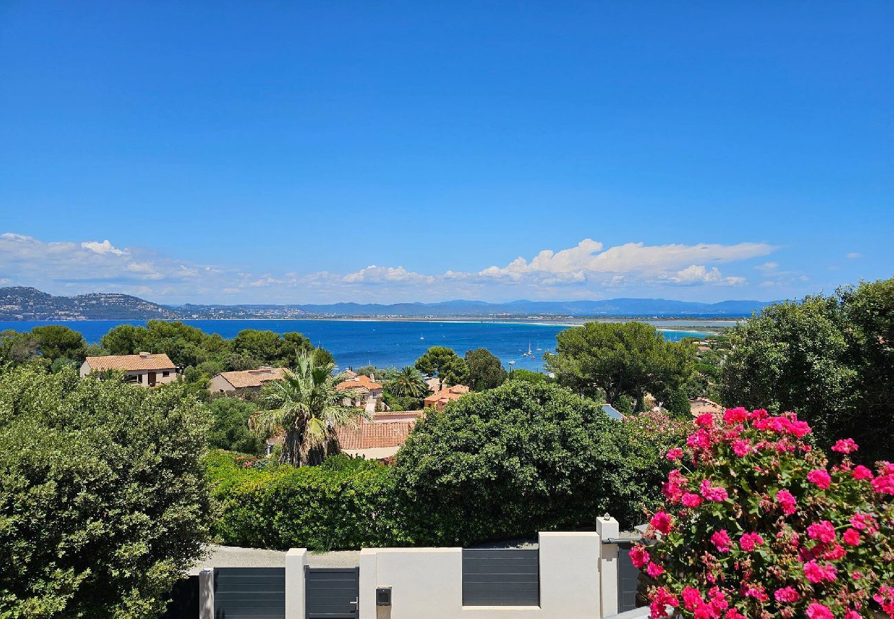 Maison à Hyères - Villa climatisée Presqu'île de Giens 300m mer 