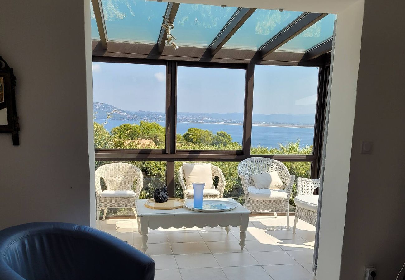 Maison à Hyères - Villa climatisée Presqu'île de Giens 300m mer 