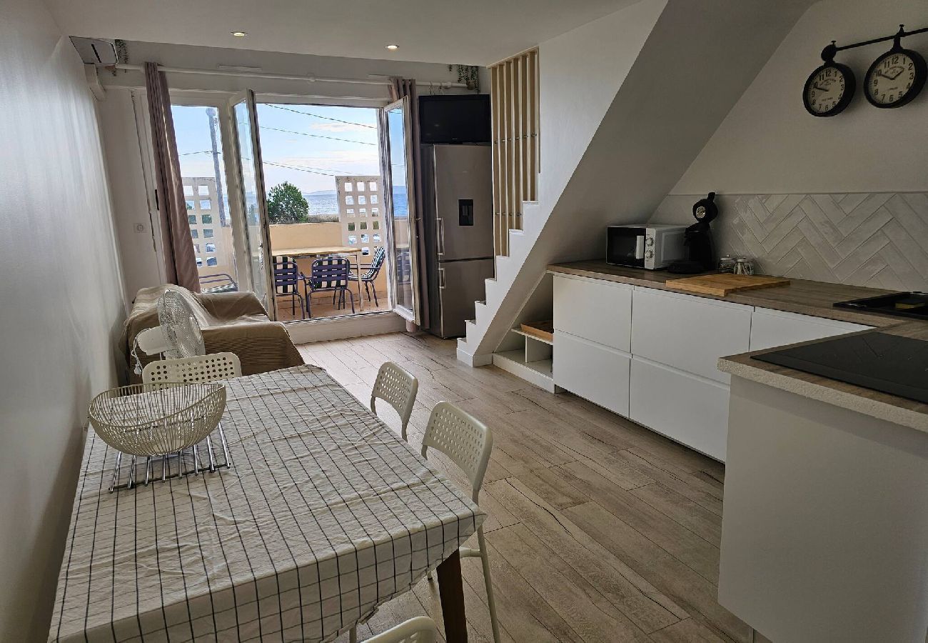 Appartement à Hyères - Soleil - Terrasse -Plage 50m - Hyères Vieux Salins