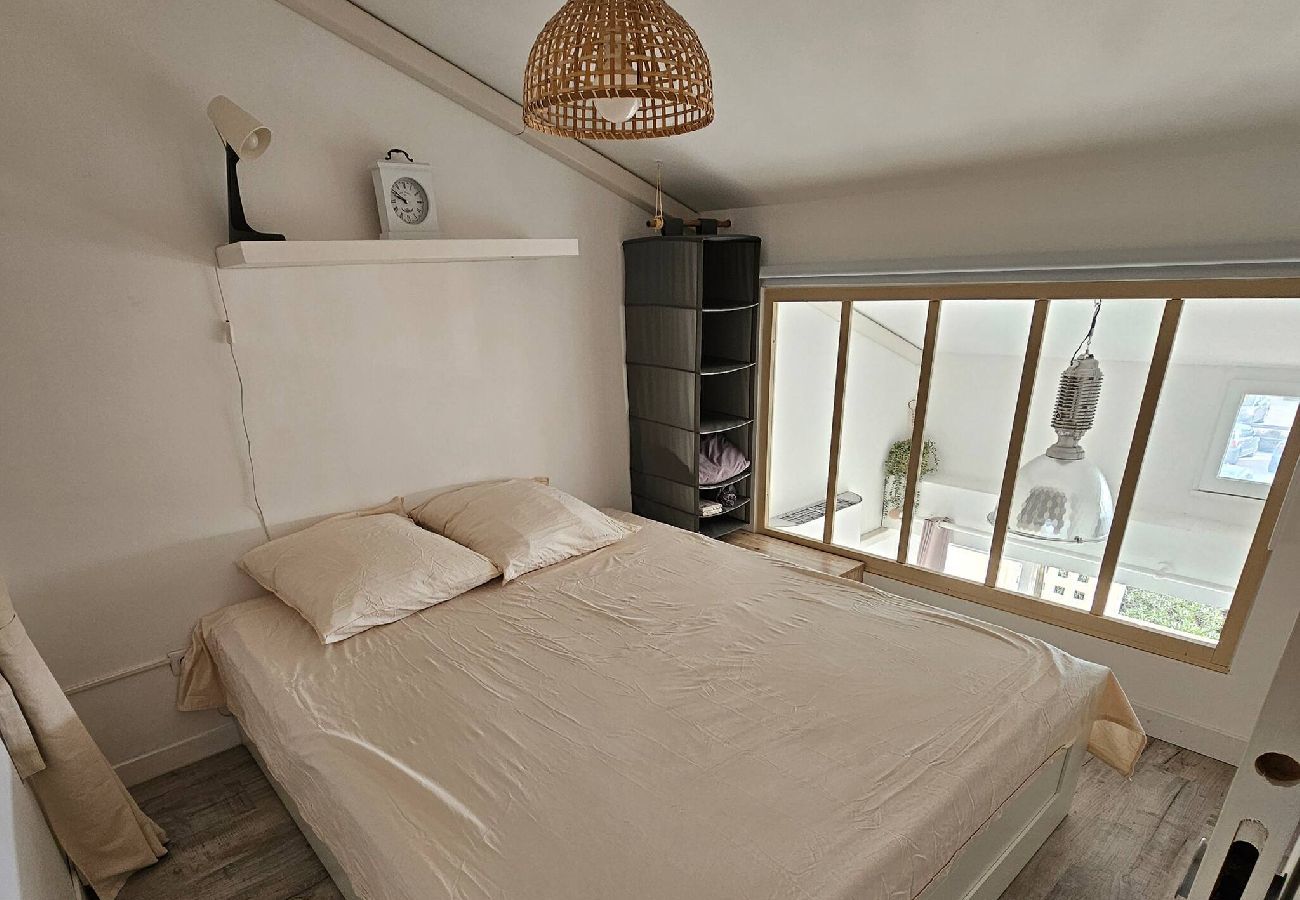 Appartement à Hyères - Soleil - Terrasse -Plage 50m - Hyères Vieux Salins