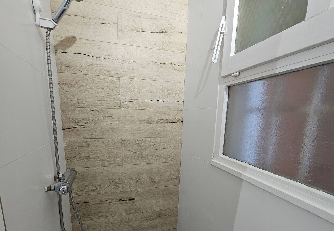 Appartement à Hyères - Soleil - Terrasse -Plage 50m - Hyères Vieux Salins