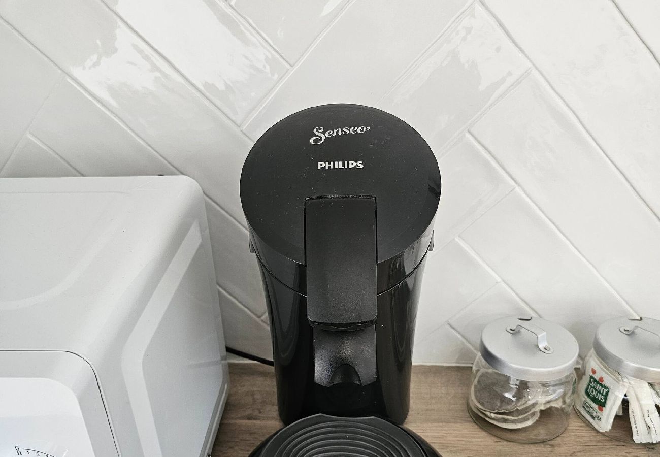 Appartement à Hyères - Soleil - Terrasse -Plage 50m - Hyères Vieux Salins