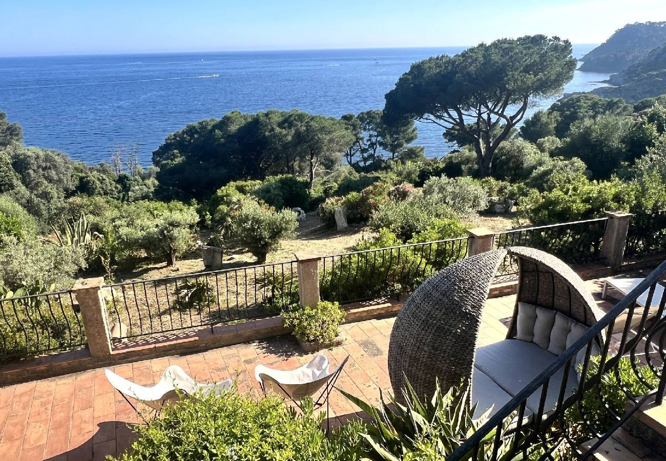 Maison à Hyères - Paradis rénové bord de mer, Presqu'île de Giens Clim