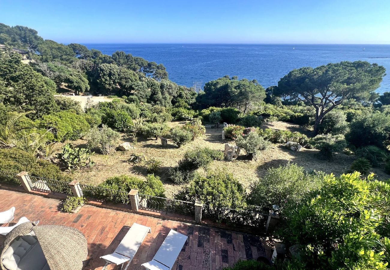 Maison à Hyères - Paradis rénové bord de mer, Presqu'île de Giens Clim