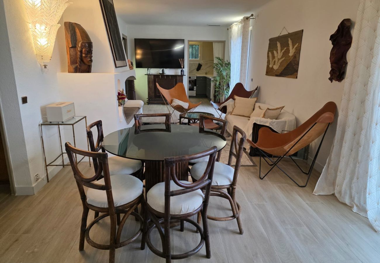 Maison à Hyères - Paradis rénové bord de mer, Presqu'île de Giens Clim