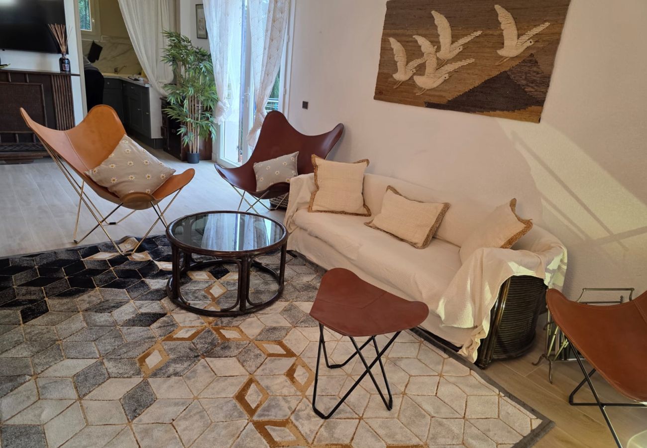 Maison à Hyères - Paradis rénové bord de mer, Presqu'île de Giens Clim